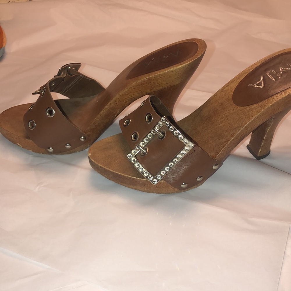 MIA Shoes - Picture 7 of 9